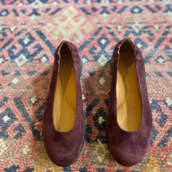Samuel Hubbard Women’s Freedom Dance Wine Suede Loafer Flats Shoe - Picture 3 of 5